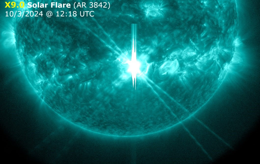 A doubled powerful solar flare